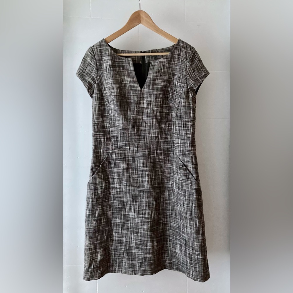 GAP chic cotton knit dress (“Chanel style”) size 10